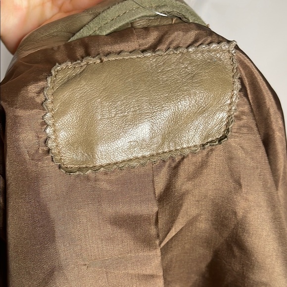 CLAUDE MONTANA Pour IDEAL CUIR PARIS 80’s vintage suede, brown leather & concho - Picture 10 of 14